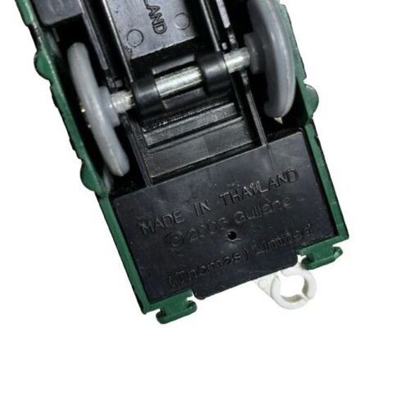 Thomas & Friends TOMY Trackmaster Gordons Green Express Coach Passenger Cars Set - Picture 11 of 11